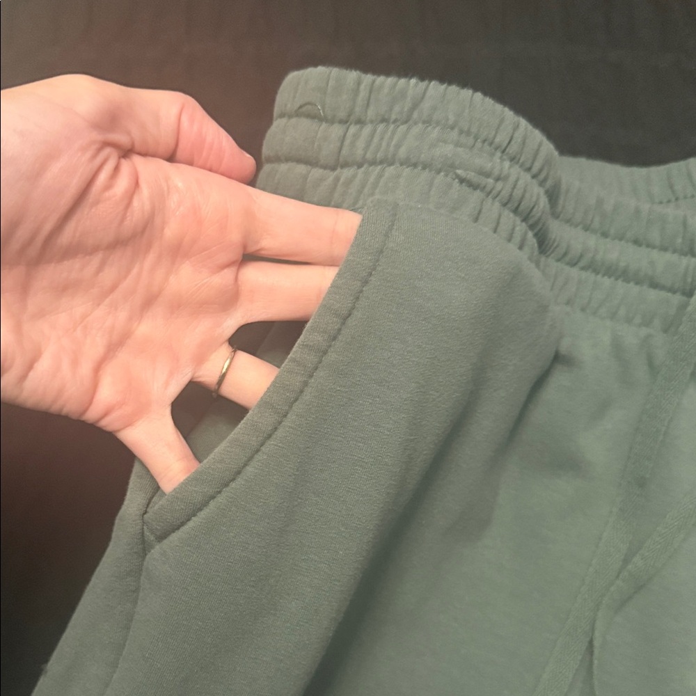 Torrid Green Hoodie and Joggers Set - Picture 3 of 8